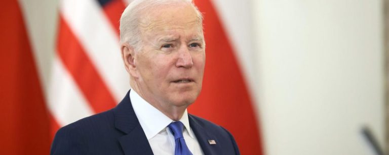 Biden ordena la creación del “dólar digital”