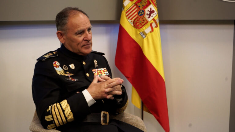 Entrevista al Teniente General Francisco de Paula Bisbal Pons